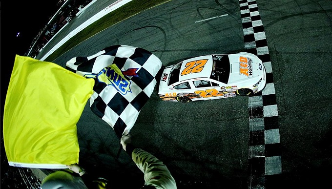 Austin Hill won de Hart 2 Heart 150 op New Smyrna Speedway